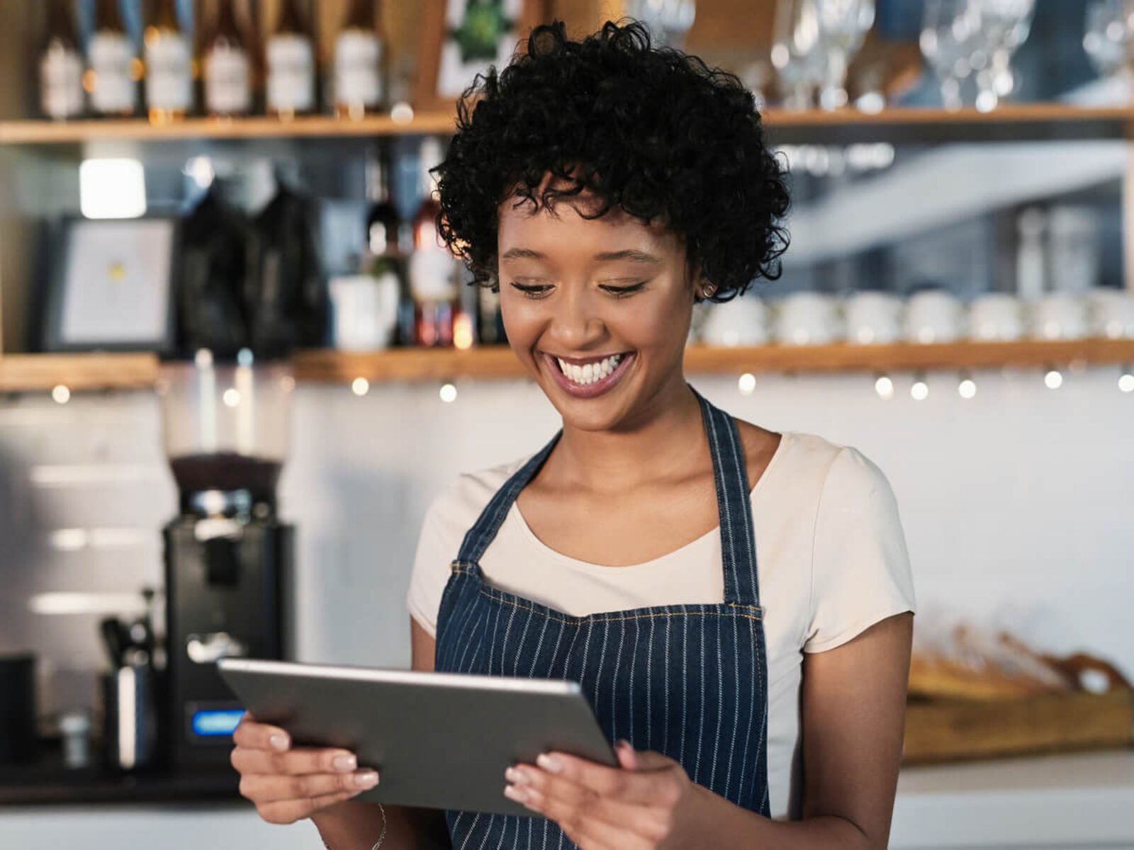 How Restaurant POS Systems Improve Customer Satisfaction