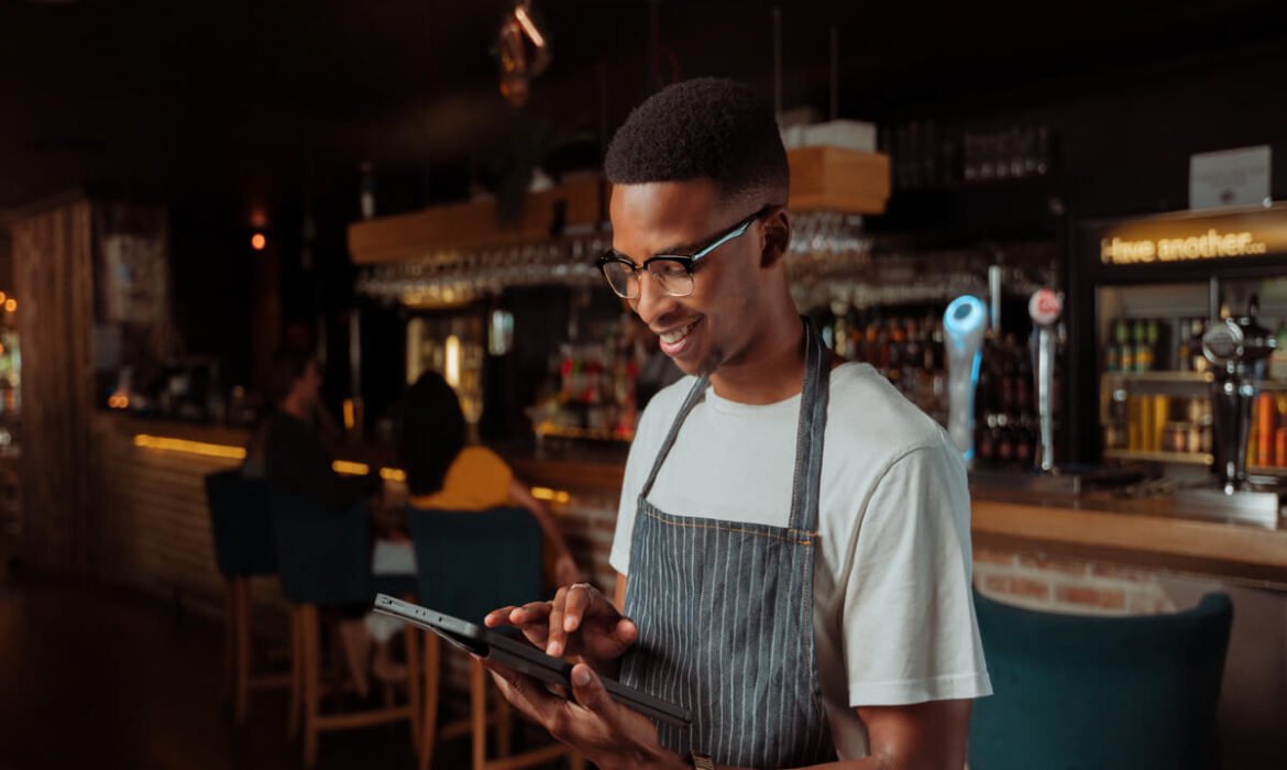 Top Challenges Facing Restaurants and How Technology Solves Them